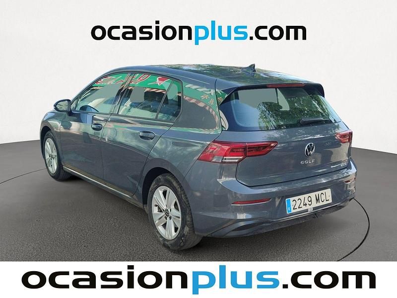 Usado VW Golf VIII Life 150 CV (110 kW) 2022 Gris Utilitario