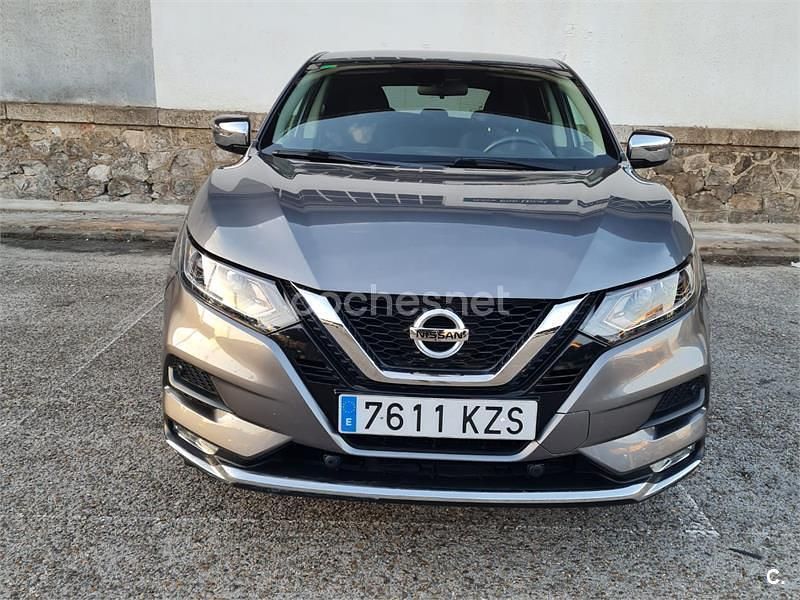 Usado Nissan Qashqai Acenta 160 CV (117 kW) 2019 Gris / plata SUV