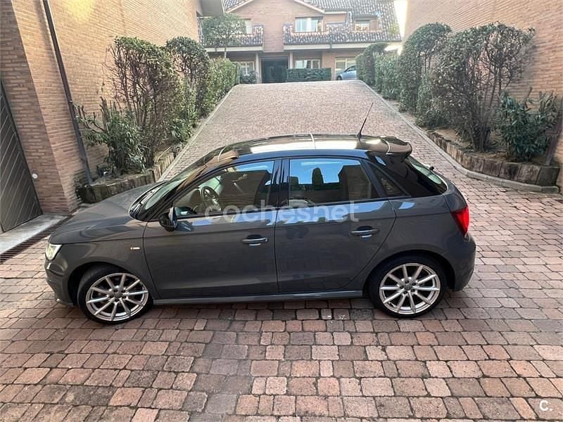 Usado Audi A1 Sportback 150 CV (110 kW) 2017 Gris / plata Utilitario