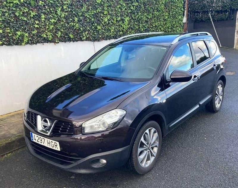 Burdeos Usado 2011 Nissan Qashqai Tekna SUV | 8490 € (Precio justo) - Imagen 1/4