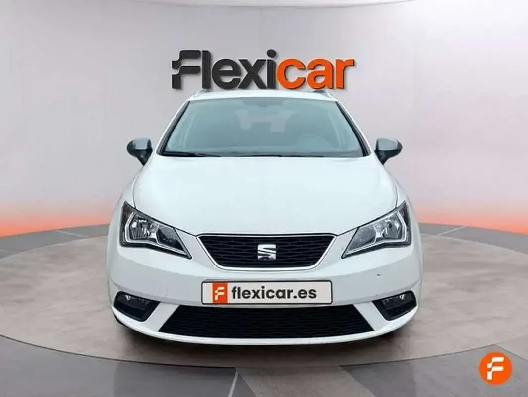 Usado Seat Ibiza ST CONNECT 90 CV (66 kW) 2017 Blanco Familiar