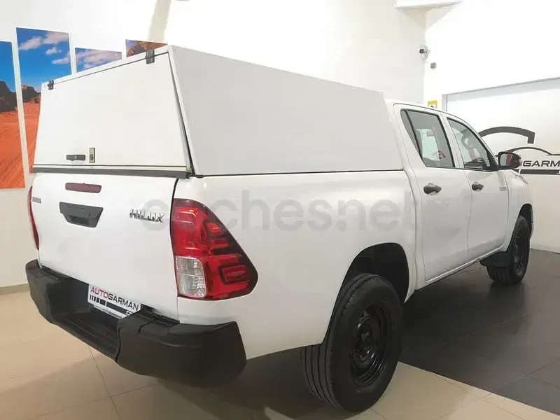 Usado Toyota HiLux 150 CV (110 kW) 2021 Blanco Pickup/Camioneta