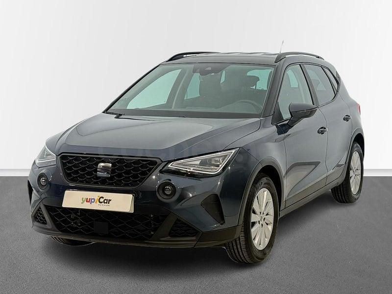 Usado Seat Arona Style 115 CV (84 kW) 2025 Gris SUV