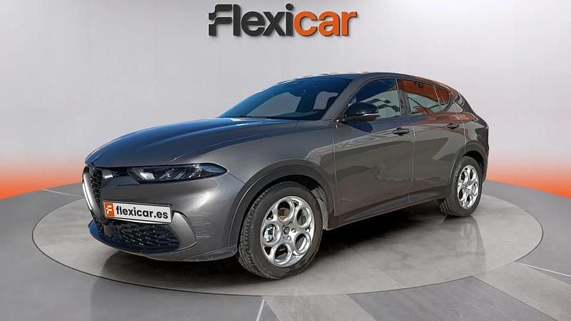 Usado Alfa Romeo Tonale Sprint 131 CV (96 kW) 2023 Gris SUV