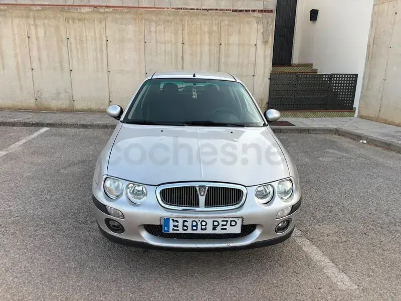 Usado Rover 25 100 CV (73 kW) 2000 Gris / plata Utilitario