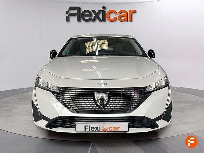Usado Peugeot 308 Allure 130 CV (95 kW) 2021 Blanco Berlina