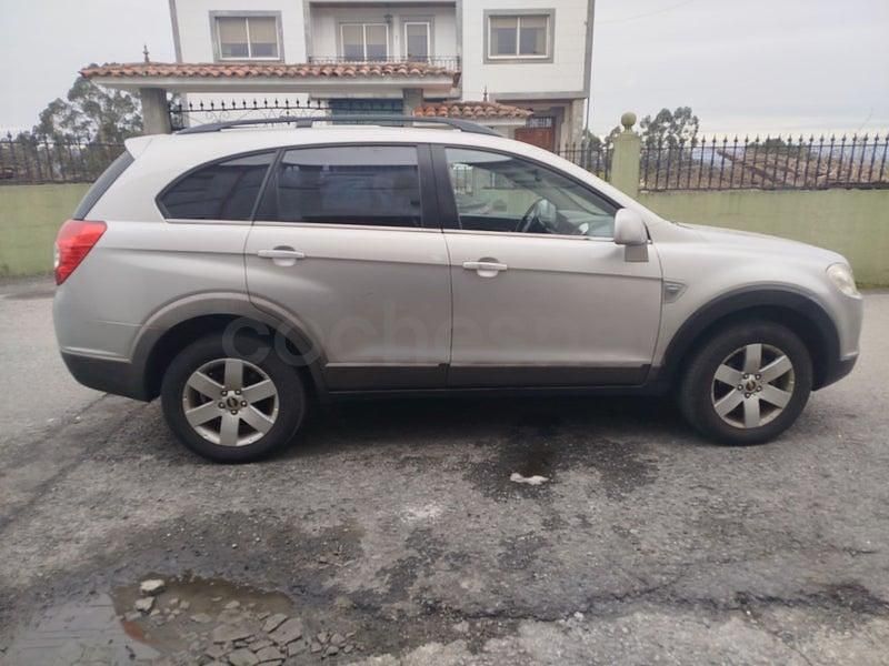 Usado Chevrolet Captiva LT 150 CV (110 kW) 2006 Gris / plata SUV