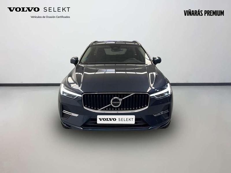 Usado Volvo XC60 Momentum 2022 Azul SUV