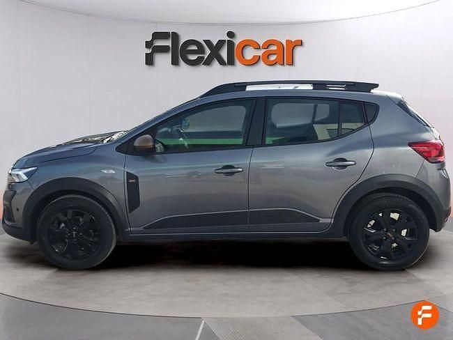 Usado Dacia Sandero Essentiel 120 CV (88 kW) 2025 Amarillo