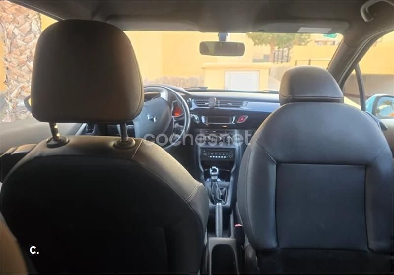 Usado Citroën DS3 95 CV (69 kW) 2012 Blanco Berlina