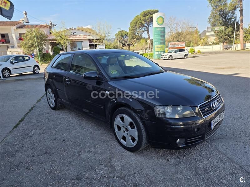 Usado Audi A3 Ambition 140 CV (102 kW) 2005 Negro Utilitario