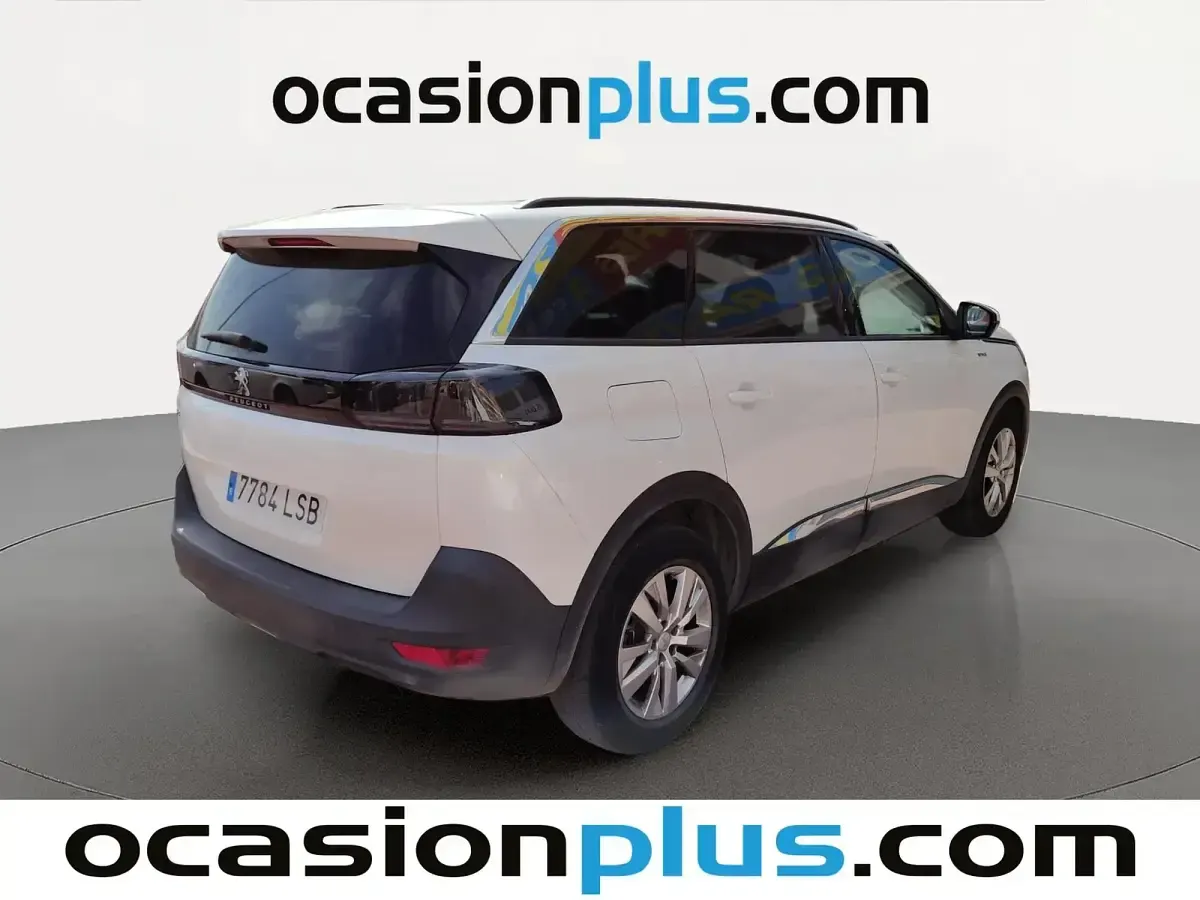 Usado Peugeot 5008 Style 130 CV (95 kW) 2021 Blanco SUV
