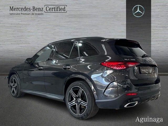 Usado Mercedes GLC200 204 CV (150 kW) 2023 Gris grafito SUV
