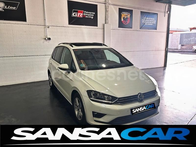 Blanco Usado 2017 VW Golf Sportsvan Advance Monovolumen | 13.799 € (Precio justo) - Imagen 1/4