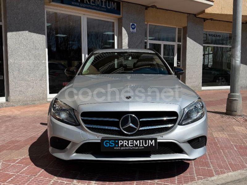 Usado Mercedes C220 194 CV (142 kW) 2020 Gris / plata Familiar