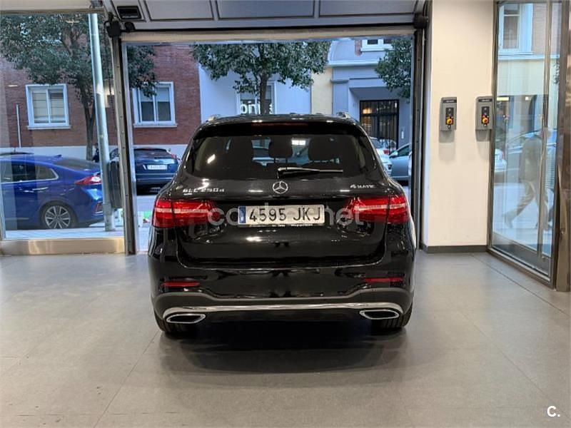 Usado Mercedes GLC250 204 CV (150 kW) 2015 Negro SUV