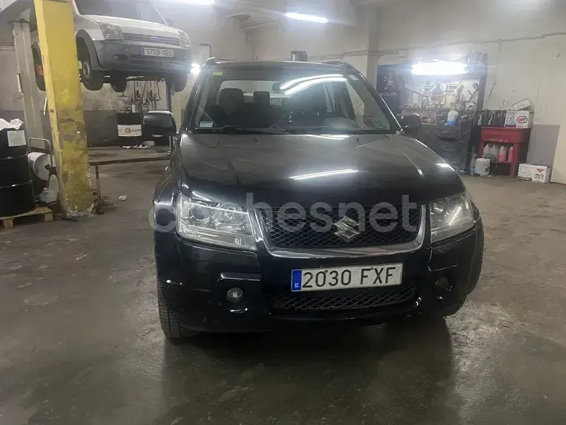 Usado Suzuki Grand Vitara 140 CV (102 kW) 2007 Negro SUV
