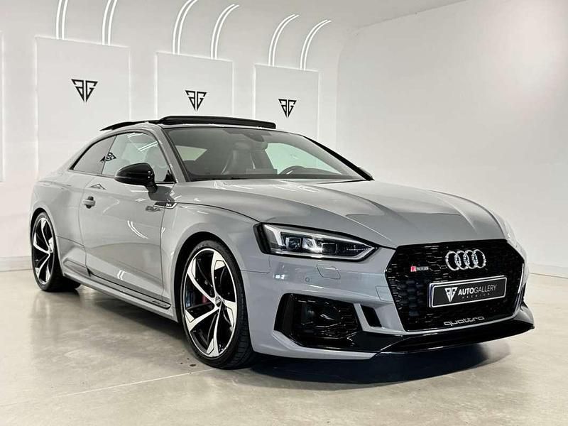 Usado Audi RS5 Exclusive 450 CV (330 kW) 2017 Gris / plata Coupe