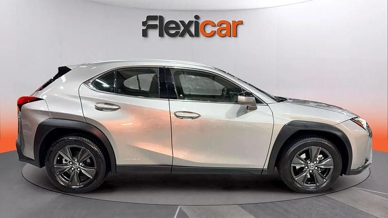 Usado Lexus UX Business Edition 184 CV (135 kW) 2019 Gris SUV