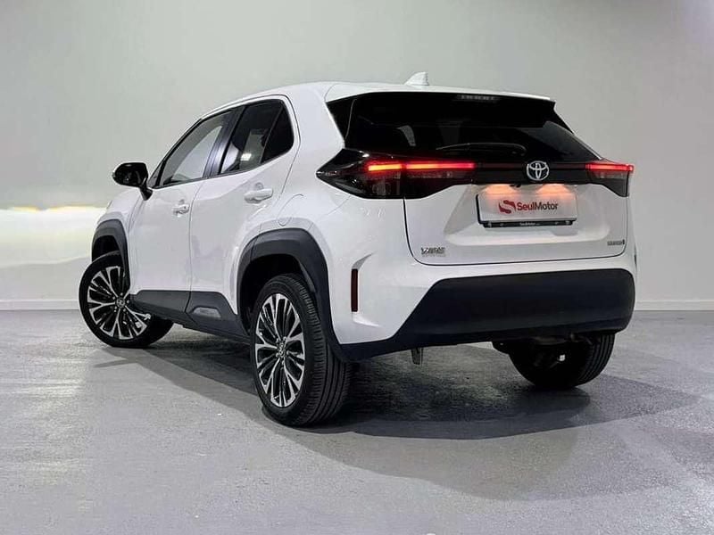 Usado Toyota Yaris Cross Style 116 CV (85 kW) 2024 Blanco SUV