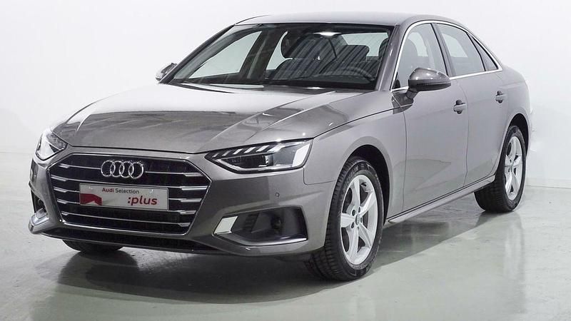 Usado Audi A4 Advanced Plus 136 CV (100 kW) 2022 Gris Berlina
