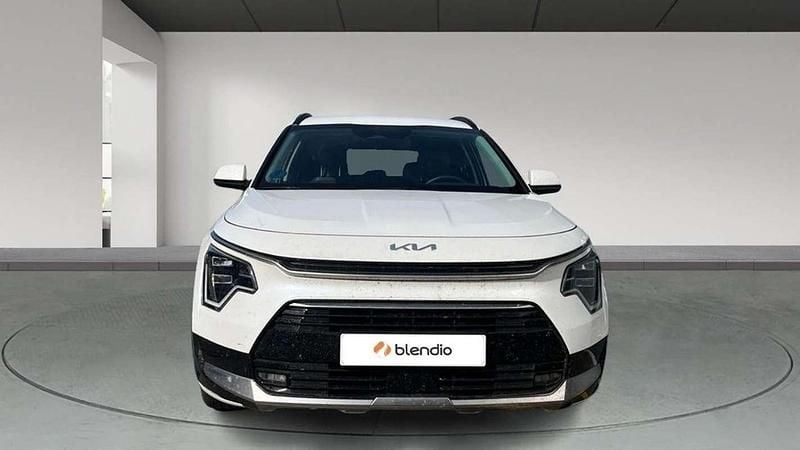 Usado Kia Niro 141 CV (103 kW) 2022 Blanco SUV