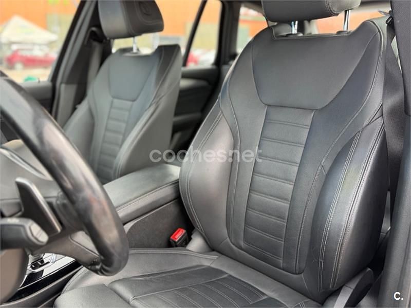 Usado BMW X3 Comfort Edition 231 CV (169 kW) 2019 Gris / plata SUV
