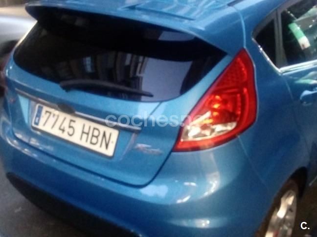 Azul Usado 2011 Ford Fiesta Titanium Utilitario | 6300 € (Precio justo) - Imagen 1/4