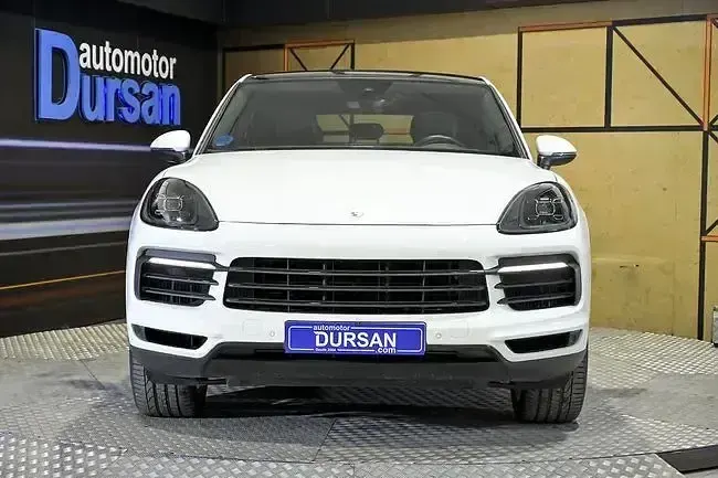 Usado Porsche Cayenne E-Hybrid 462 CV (339 kW) 2022 Blanco SUV
