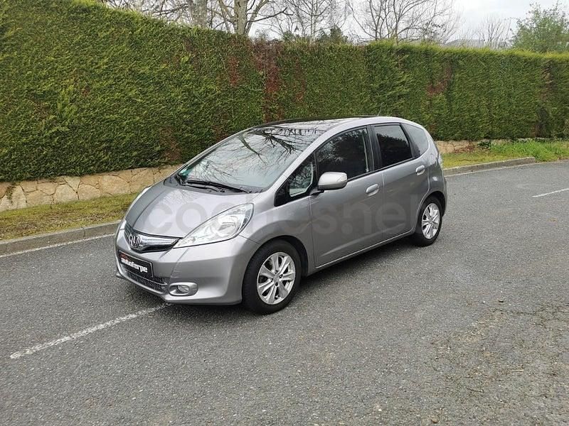 Usado Honda Jazz Elegance 98 CV (72 kW) 2012 Gris / plata Utilitario