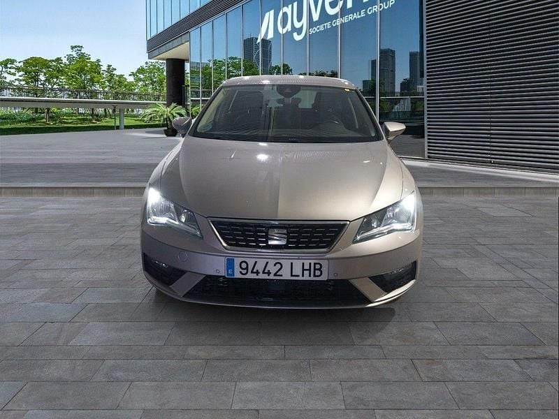 Usado Seat Leon XCELLENCE 150 CV (110 kW) 2020 Gris plata Utilitario