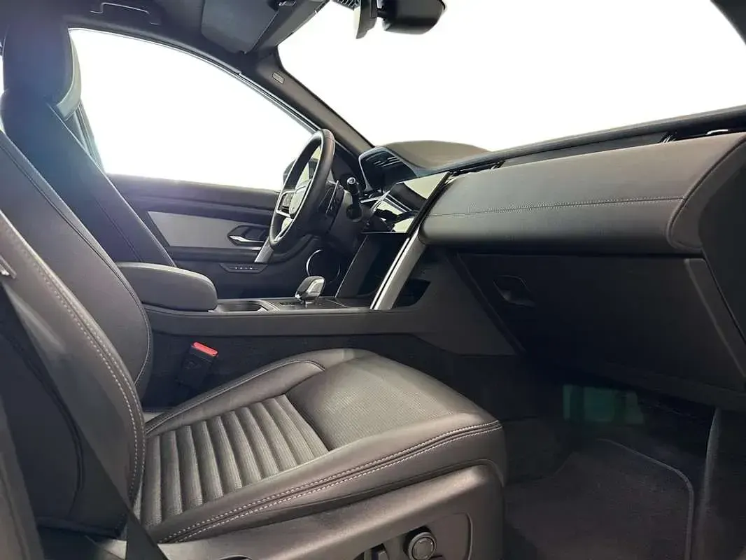 Usado Land Rover Discovery Sport SE Dynamic 269 CV (197 kW) 2025 Blanco SUV