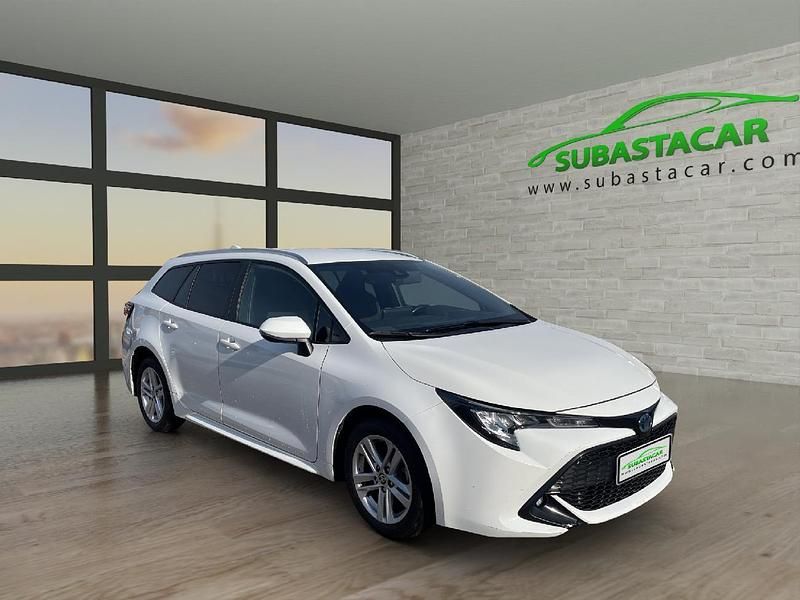 Usado Toyota Corolla Business Edition 122 CV (89 kW) 2022 Blanco Familiar