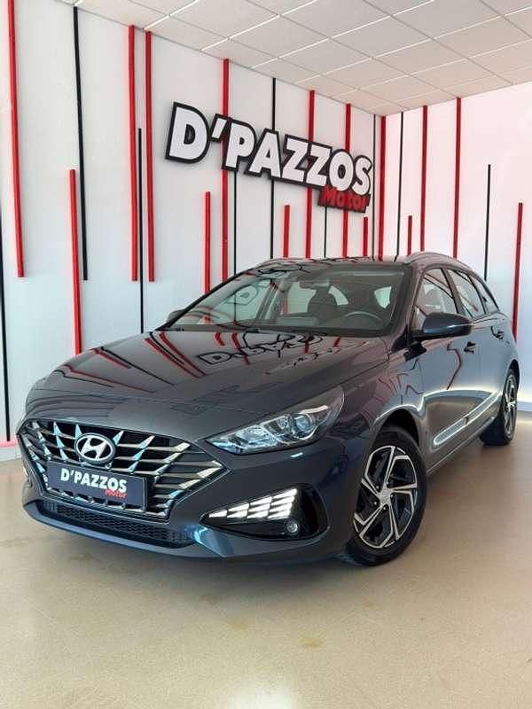 Usado Hyundai i30 116 CV (85 kW) 2022 Gris Familiar