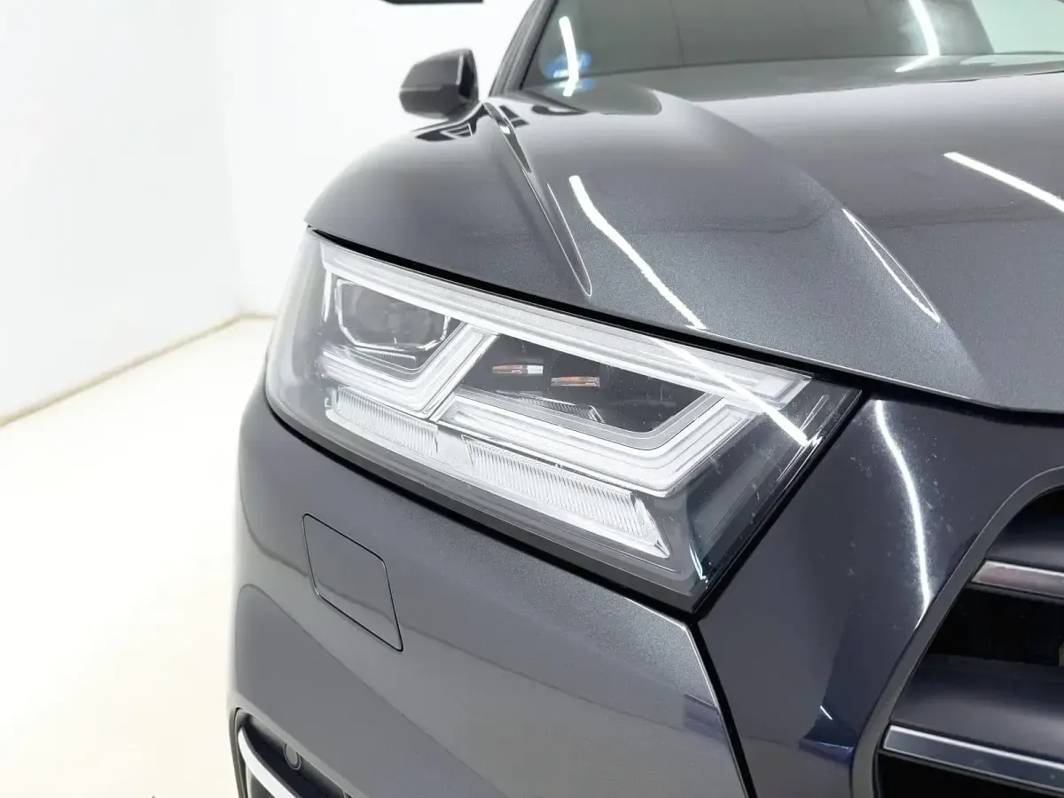 Usado Audi Q5 Competition 367 CV (269 kW) 2020 Gris SUV