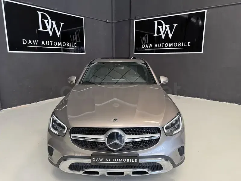 Usado Mercedes GLC300e 306 CV (225 kW) 2022 Beige SUV