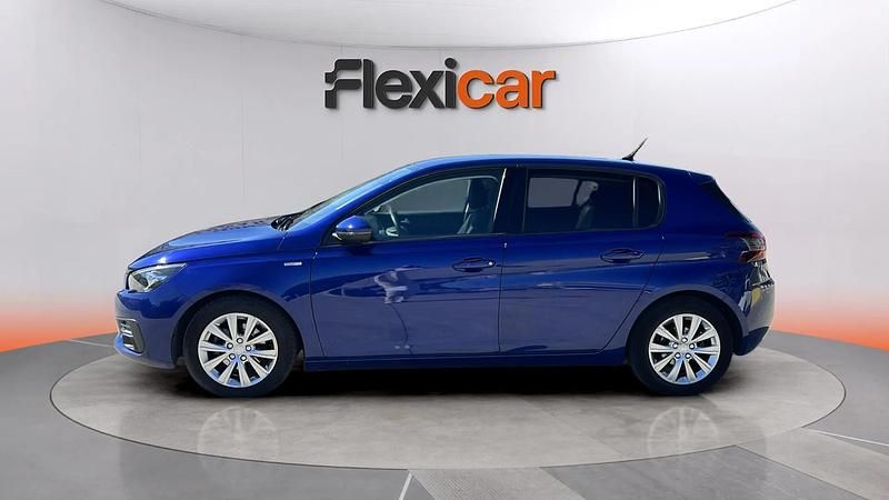 Usado Peugeot 308 Access 131 CV (96 kW) 2020 Azul Utilitario