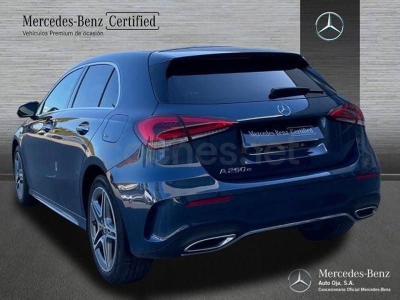 Usado Mercedes A250 218 CV (160 kW) 2020 Azul Berlina