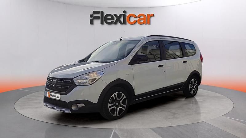 Usado Dacia Lodgy Comfort 116 CV (85 kW) 2021 Blanco Monovolumen