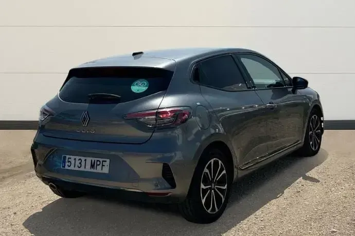 Usado Renault Clio Techno 90 CV (66 kW) 2024 Utilitario