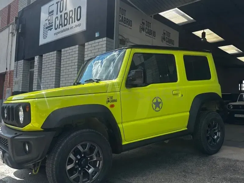 Usado Suzuki Jimny 102 CV (75 kW) 2019 Amarillo SUV