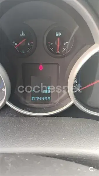 Usado Chevrolet Cruze LT 124 CV (91 kW) 2011 Negro Berlina