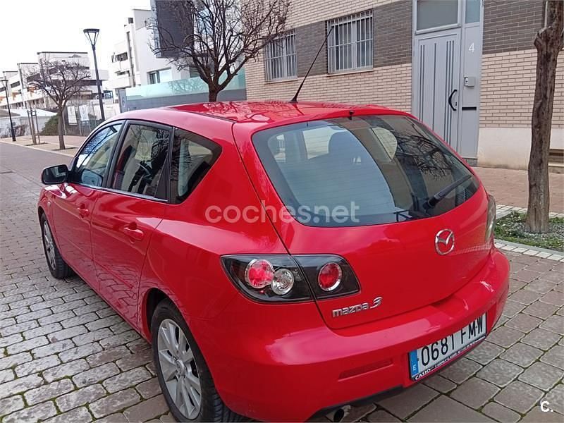 Usado Mazda 3 Active 105 CV (77 kW) 2007 Rojo Berlina