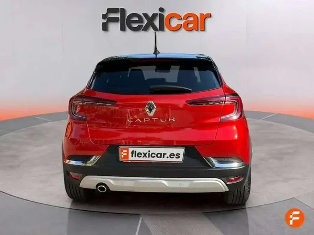 Usado Renault Captur Zen 140 CV (102 kW) 2021 Rojo SUV
