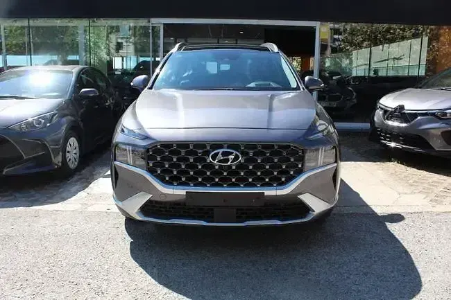 Usado Hyundai Santa Fe Style 265 CV (194 kW) 2024 Gris SUV