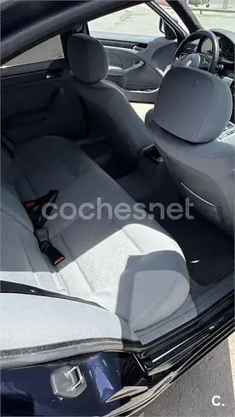 Usado BMW 320 170 CV (125 kW) 2002 Azul Berlina