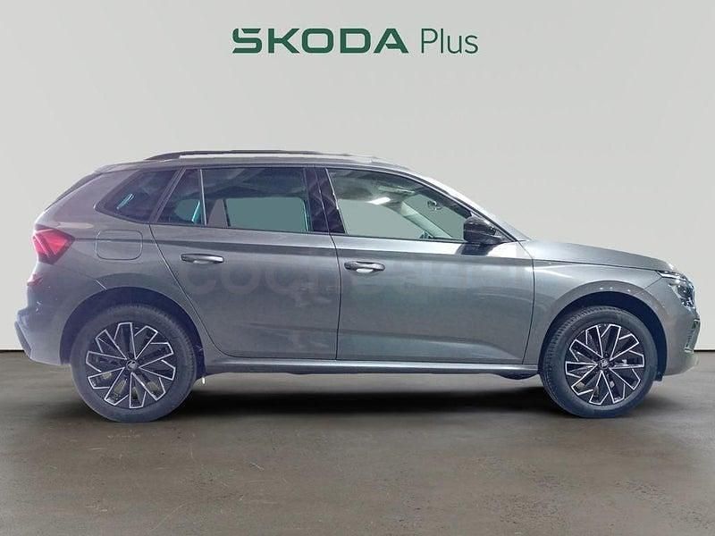 Usado Skoda Kamiq Selection 115 CV (84 kW) 2025 Gris SUV