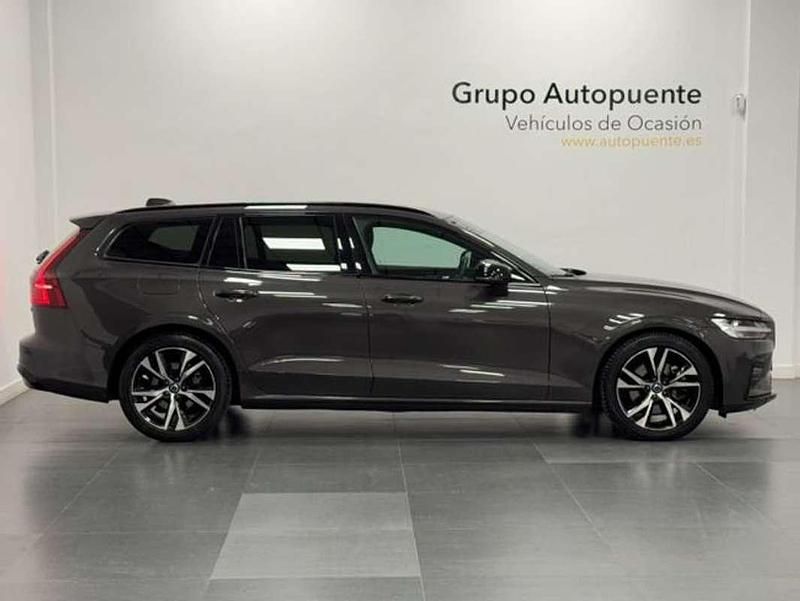 Usado Volvo V60 Plus 197 CV (144 kW) 2023 Gris Familiar