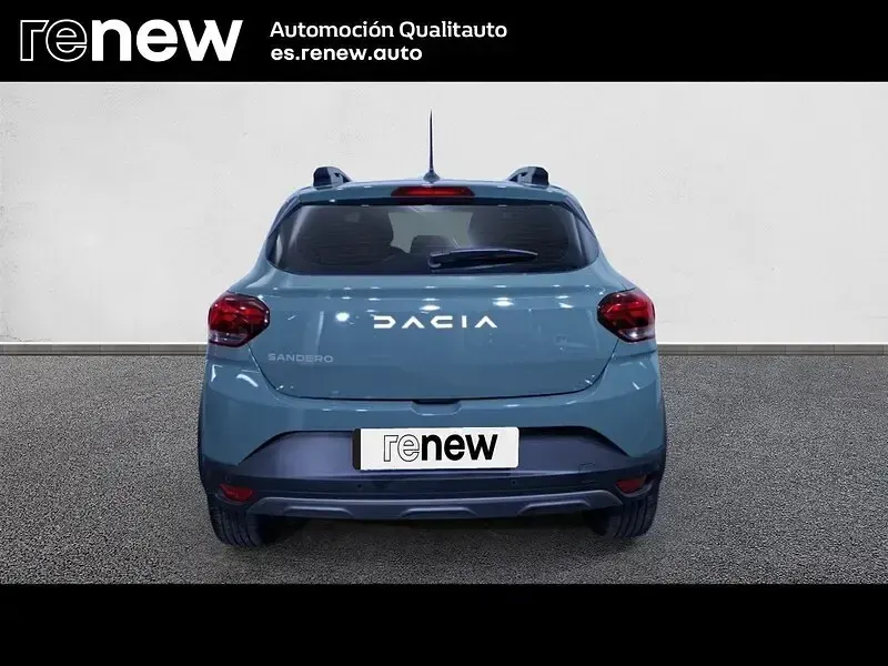 Usado Dacia Sandero Expression 100 CV (73 kW) 2023 Gris Berlina