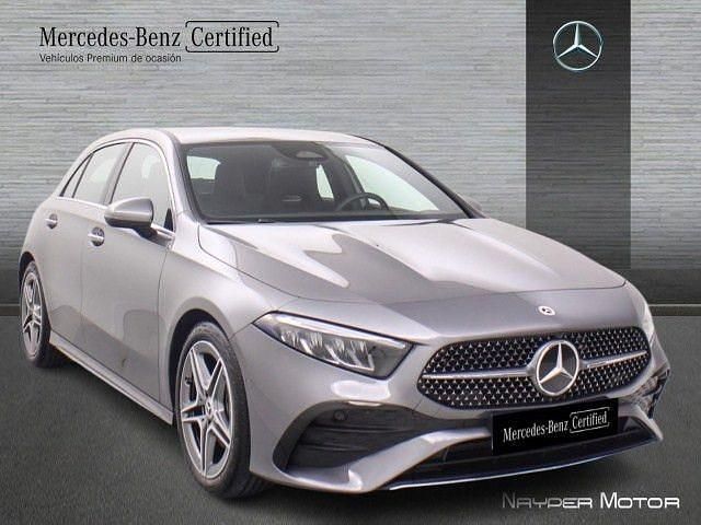 Usado Mercedes A180 116 CV (85 kW) 2025 Gris montaña